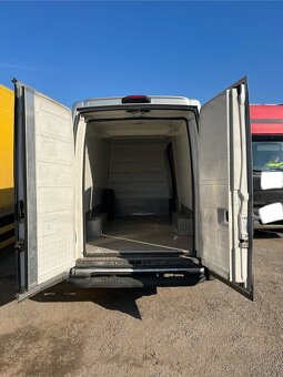 IVECO DAILY 2,3 L3H2 - chladicí izoterm - 4