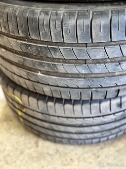 235/35R20  255/40R20 - 4