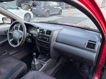 Mazda 323 1.5i 16v - 4