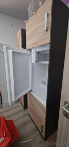 Chladnička s potravinovou skrinkou - 4