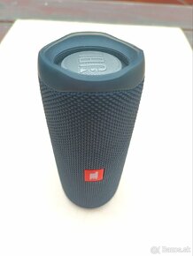 JBL Flip 5 reproduktor - 4