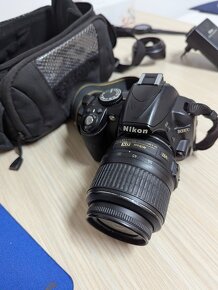 NIKON D3100 - 4