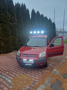 Predám citroen berlingo 2.0 hdi - 4