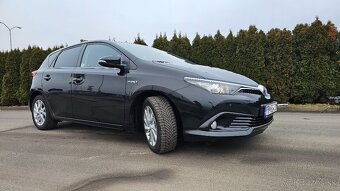 Toyota Auris 1.8 hybrid executive - 4