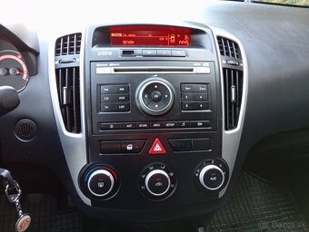 Kia Ceed SW 1.6CRDi rv.2011 - 4