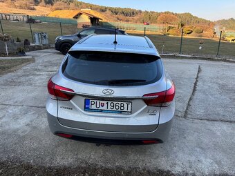 Predám Hyundai i40 CW 1.7 CRDI 100kW - 4