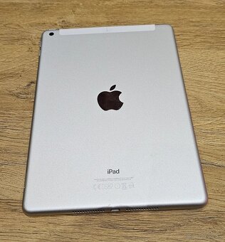 Apple iPad 5. gen 128 GB Cellular 16.7.1 - 4