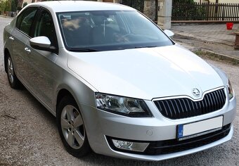 Škoda Octavia 1,4 TSI Šedá Metalíza - 4