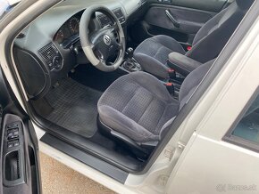 VW Golf4 1,6 74kw - 4