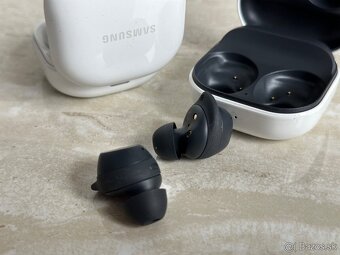 Samsung Galaxy Buds FE - 4