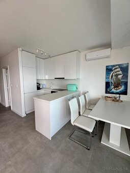 PRÉMIOVÝ APARTMÁN S PRIAMYM VÝHĽADOM NA MORE, OSTROV PAG - 4