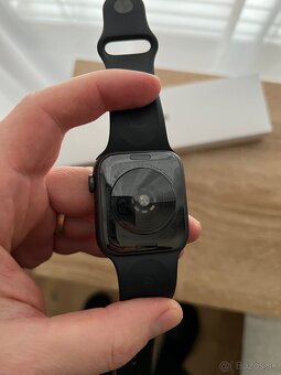 Apple Watch SE (2020) 44mm - 4