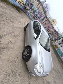 Volkswagen Golf 5 1.4 - 4