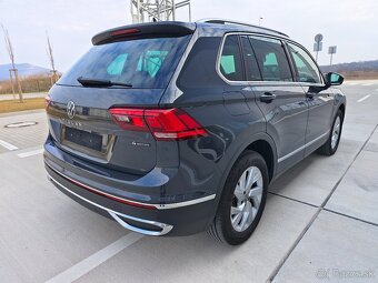 Volkswagen Tiguan 2.0 TDI EVO Elegance 4Motion DSG - 4