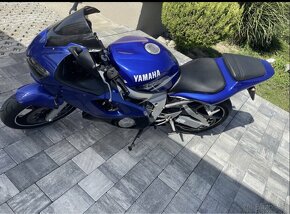 Predam Yamaha YZF-R6 - 4