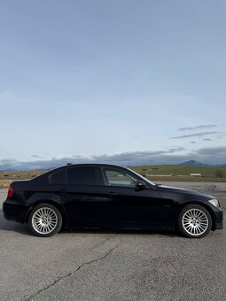 BMW E90 320D - 4