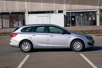 Opel Astra Sport Tourer ST 2.0 CDTI - 4