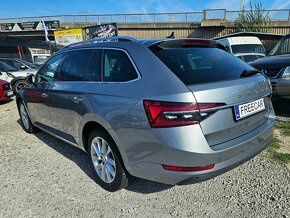 Škoda Superb Combi 2.0 TDI SCR Joy DSG Rezervované - 4