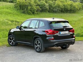 BMW X3 sDrive18d manuál 172K km - 4