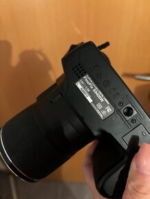 Fujifilm finepix S9400W - 4