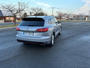 VW Touareg 3.0tdi 210kw, R-line, Matrix, virtual, pano - 4