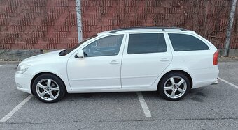 Škoda Octavia 2 Combi 2.0 TDI Elegance A/T - 4