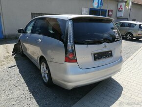 Mitsubishi Grandis 2.4 benzin - 4