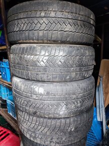 225/55 R17  4 kusy zimne.cena 50€ - 4