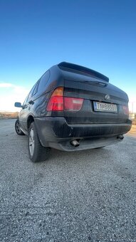 BMW X5 3.0i - 4