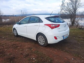 Hyundai i30 1,6 CRDI - 4