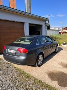 Audi A4 Sedan 2.0 TDI - 4