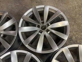 Elektrony 5x112 R19 Originál VW Lugano - 4