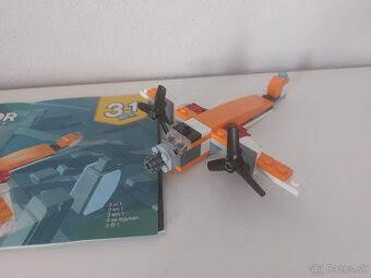 Lego Creator 3in1 31071 Prieskumný dron - 4