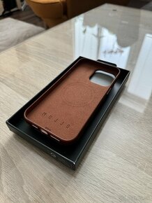 Mujjo Full Leather Case - Dark Tan iPhone 15 Pro Max - 4