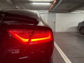 Predám OEM Zadné Led svetla Audi A7 4G - 4