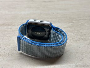 Apple Watch SE 40mm Cellular - 4