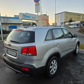 Kia Sorento 2,2 CRDi 145kw automat - 4