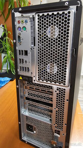 Workstation Lenovo P500 - 4