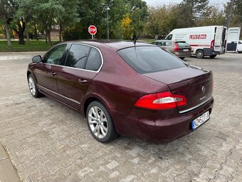 Škoda SUPERB 2.0 TDI 103kw DSG - 4