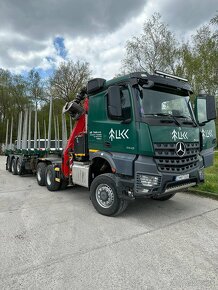 Lesovoz Mercedes Arocs 3345 s HR 6x6  + Náves Umikov - 4