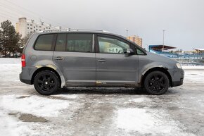 Predám VW Touran 1.9 TDi Highline 2005 s VAM R1 - 4