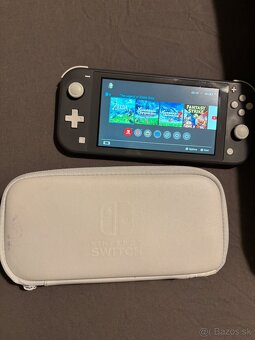 Nintendo switch lite - 4