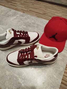 Nike dunk low LX. Veľkosť : EU 44 - 4