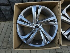 5x112 R19 VW Valencia Tiguan Rline Nepoužite - 4