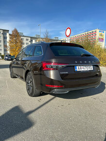 Škoda Superb Combi 2.0 TDI SCR L&K 4x4 DSG Virtual Matrix Pa - 4