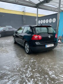 Predám Volkswagen Golf 5 - 4