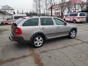 Škoda Octavia II SCOUT - 4