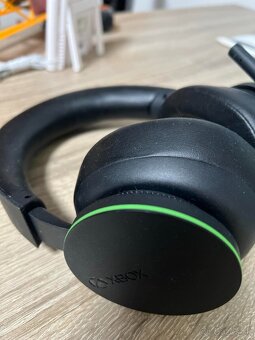 Xbox Wireless Headset - 4