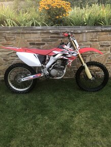 Honda CRF 250r - 4