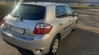 Auris 1.33benzin ,kup SR, 2010 uz facelift,super stav - 4